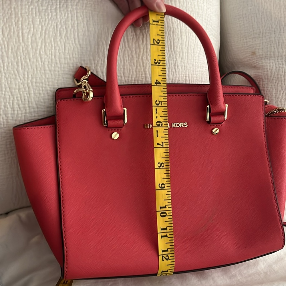 Michael Kors Red Bag - Picture 6 of 7
